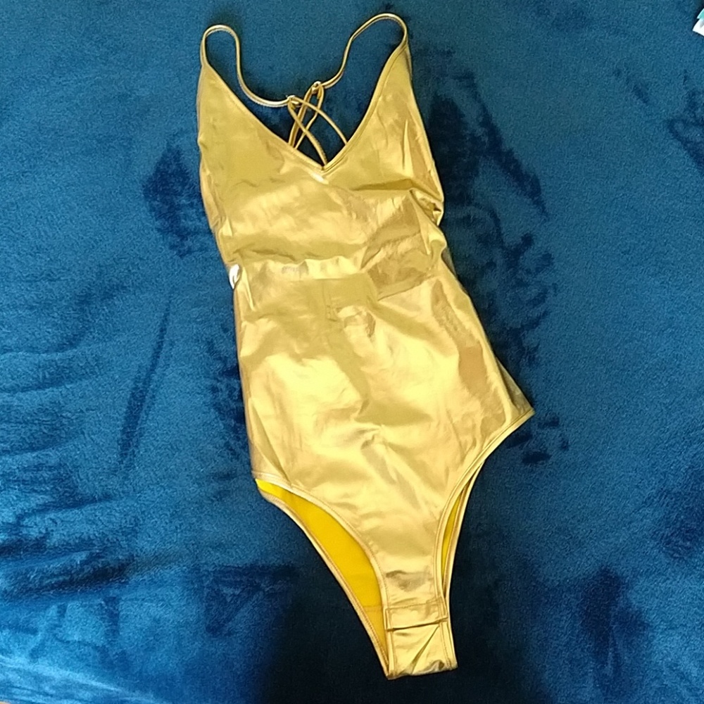 Great 70's metallic gold bodysuit HalloweenCostume